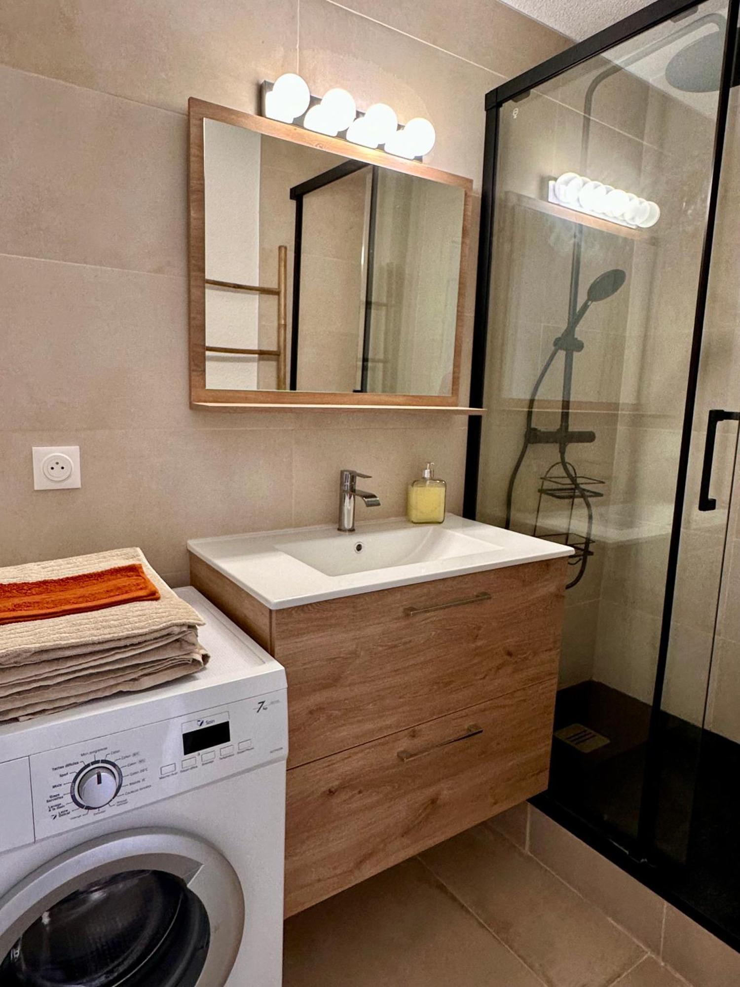 Evasion Setoise - Appartement Avec Balcon Vue Marina, Climatise, Parking - Situe A 200M De La Plage 塞特港 外观 照片